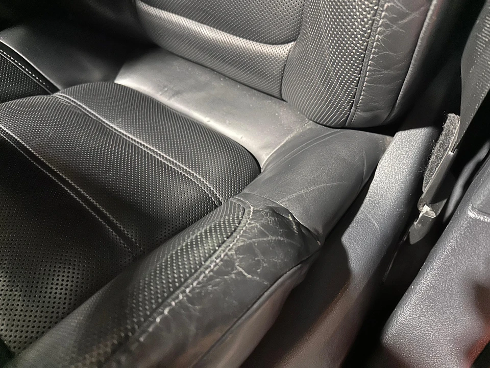 2017 Porsche 958 Cayenne GTS - Image 30 of 31