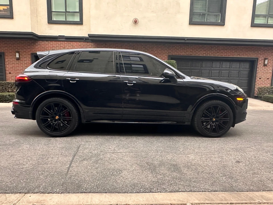 2017 Porsche 958 Cayenne GTS - Image 10 of 31