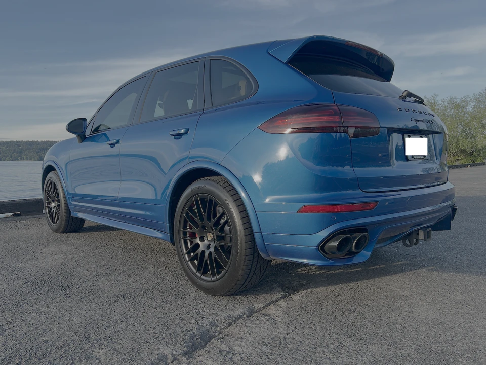 2017 Porsche 958 Cayenne GTS - Image 9 of 31
