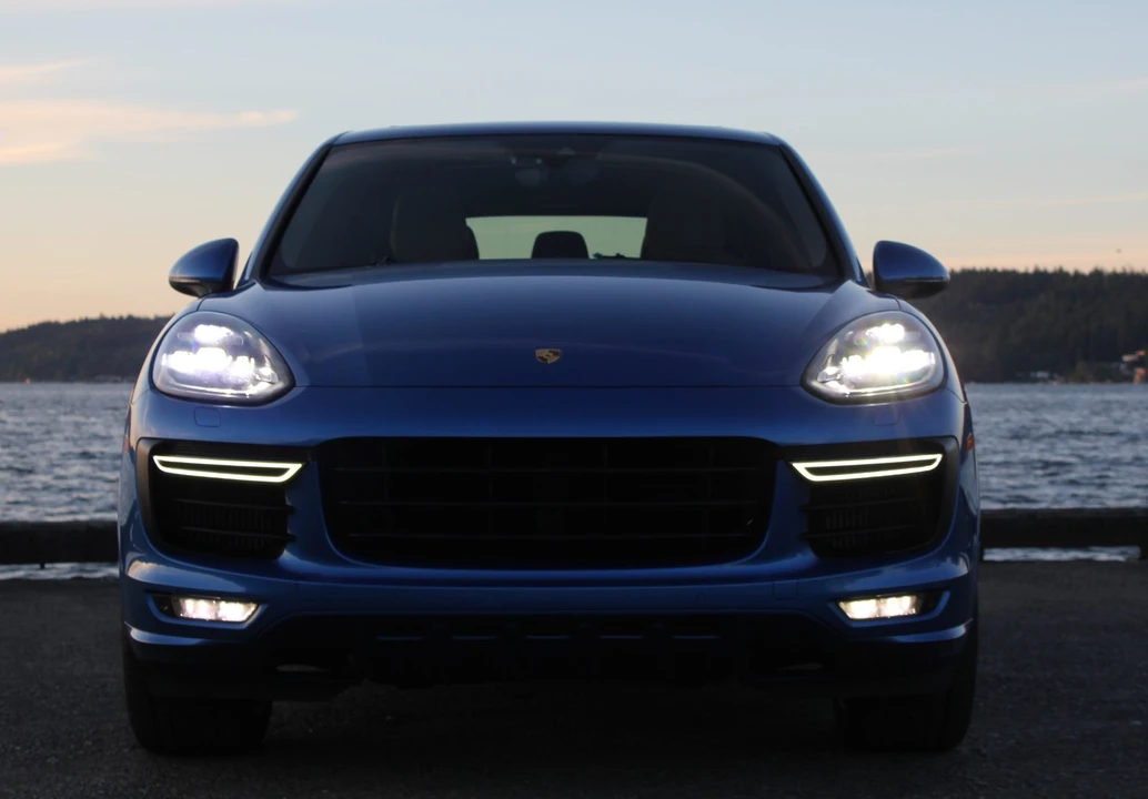 2017 Porsche 958 Cayenne GTS - Image 25 of 31