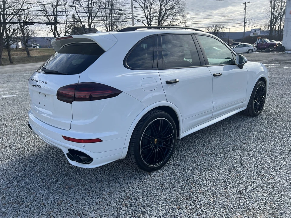 2017 Porsche 958 Cayenne GTS - Image 27 of 31