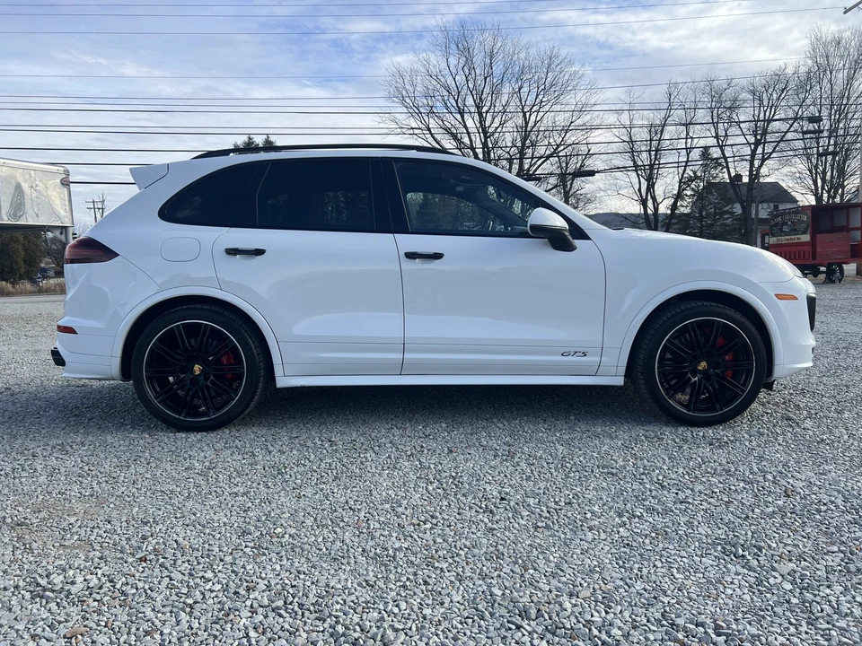 2017 Porsche 958 Cayenne GTS - Image 21 of 31