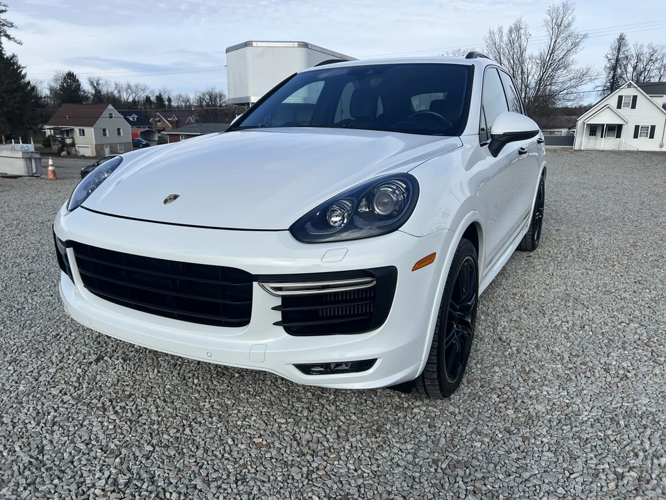 2017 Porsche 958 Cayenne GTS - Image 8 of 31
