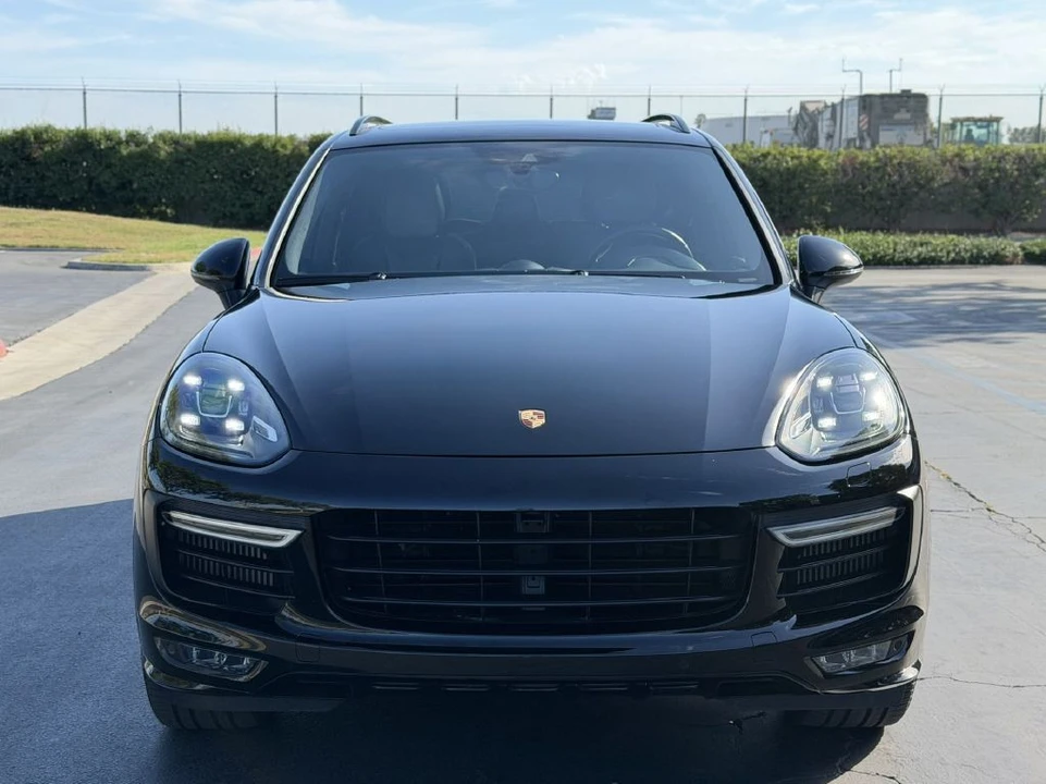 2017 Porsche 958 Cayenne GTS - Image 4 of 26