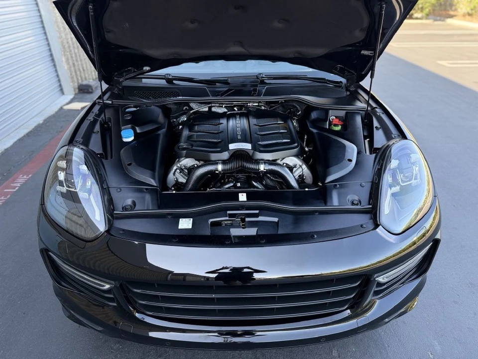 2017 Porsche 958 Cayenne GTS - Image 26 of 26