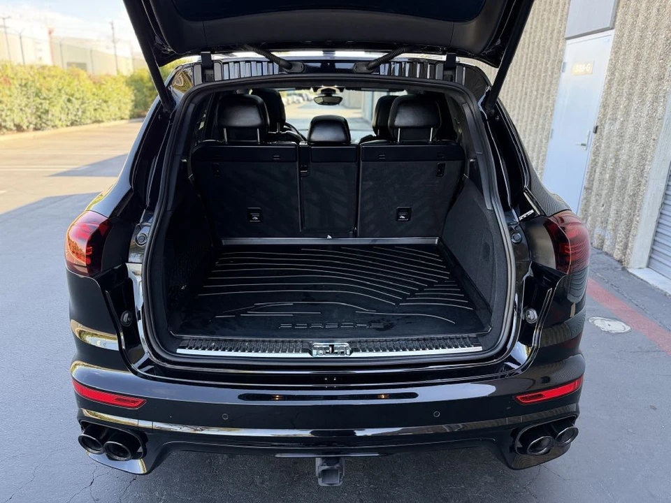 2017 Porsche 958 Cayenne GTS - Image 17 of 26