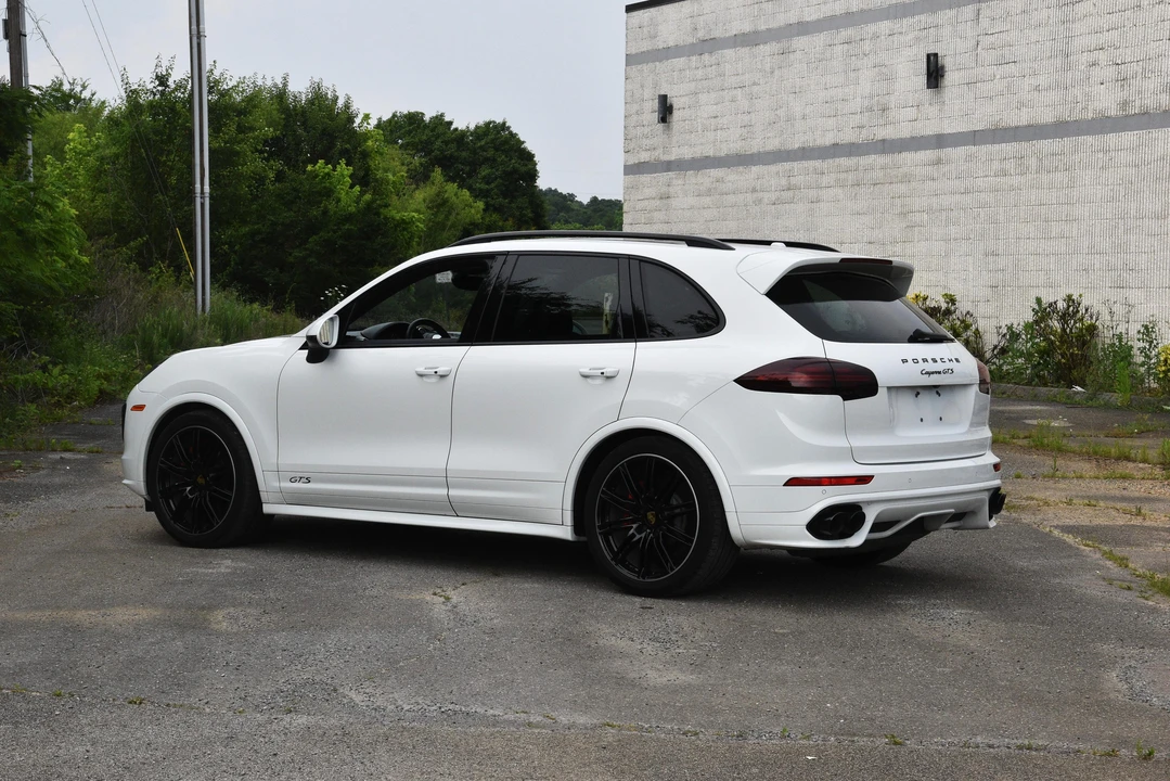 2017 Porsche 958 Cayenne GTS - Image 14 of 31