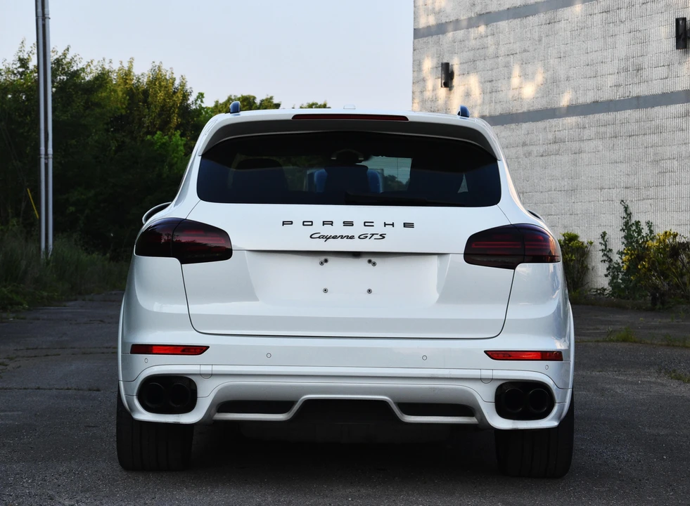 2017 Porsche 958 Cayenne GTS - Image 25 of 31