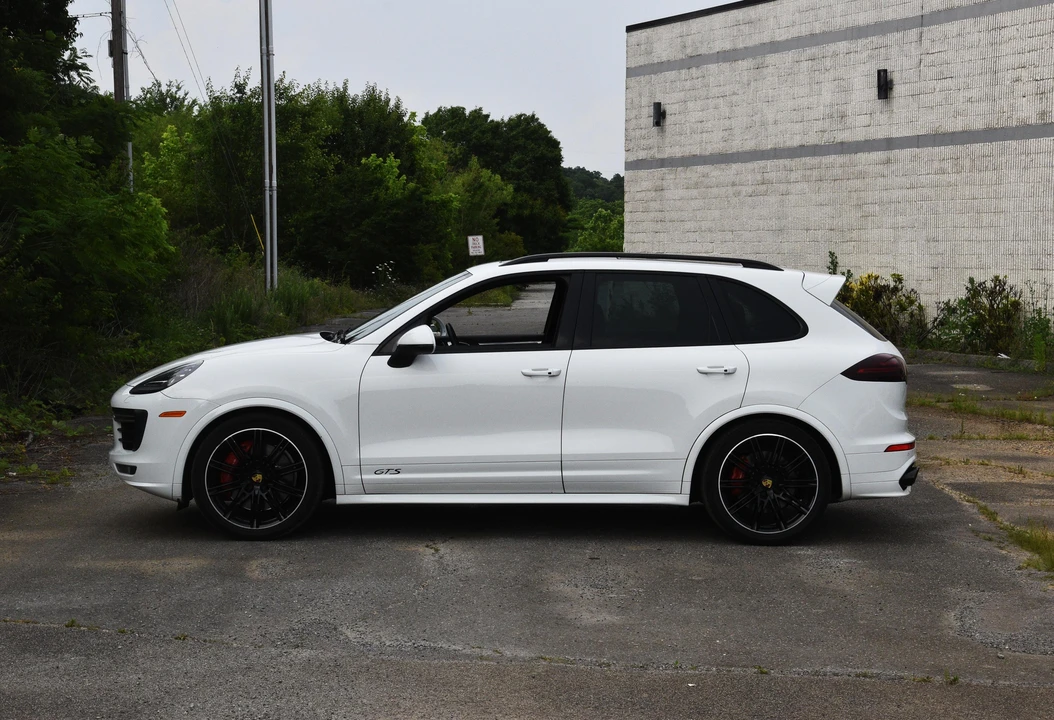2017 Porsche 958 Cayenne GTS - Image 11 of 31