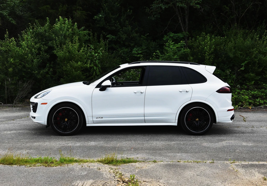 2017 Porsche 958 Cayenne GTS - Image 10 of 31