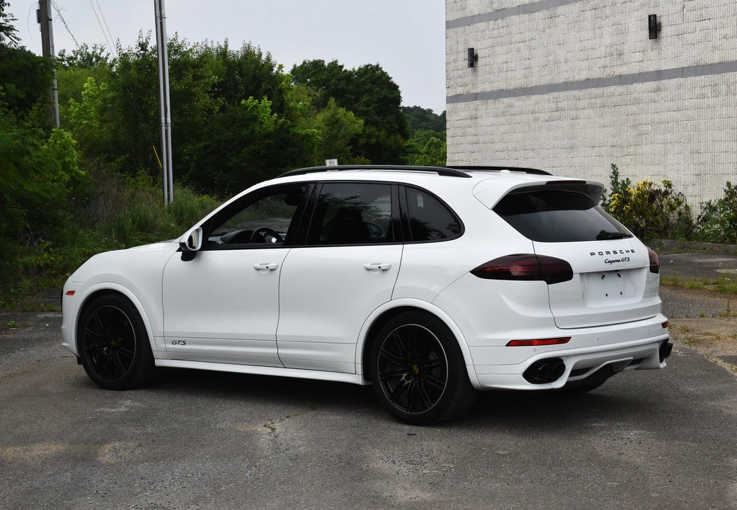 2017 Porsche 958 Cayenne GTS - Image 18 of 31