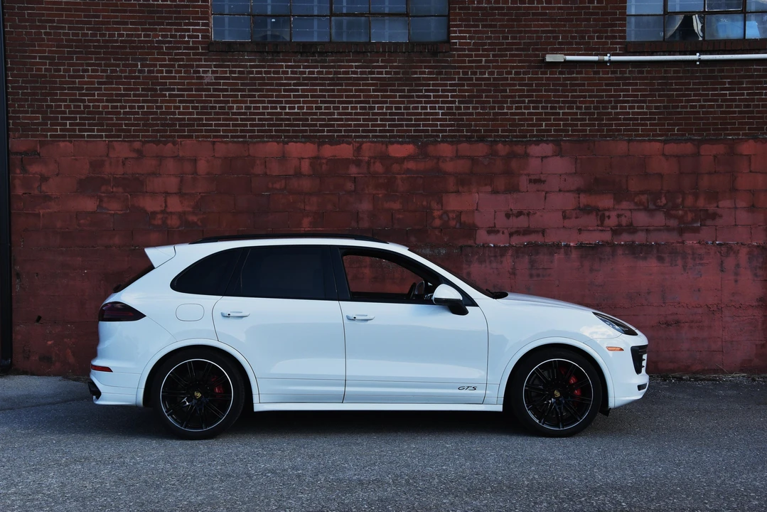 2017 Porsche 958 Cayenne GTS - Image 30 of 31