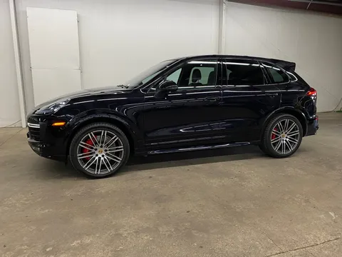 2017 Porsche Cayenne GTS