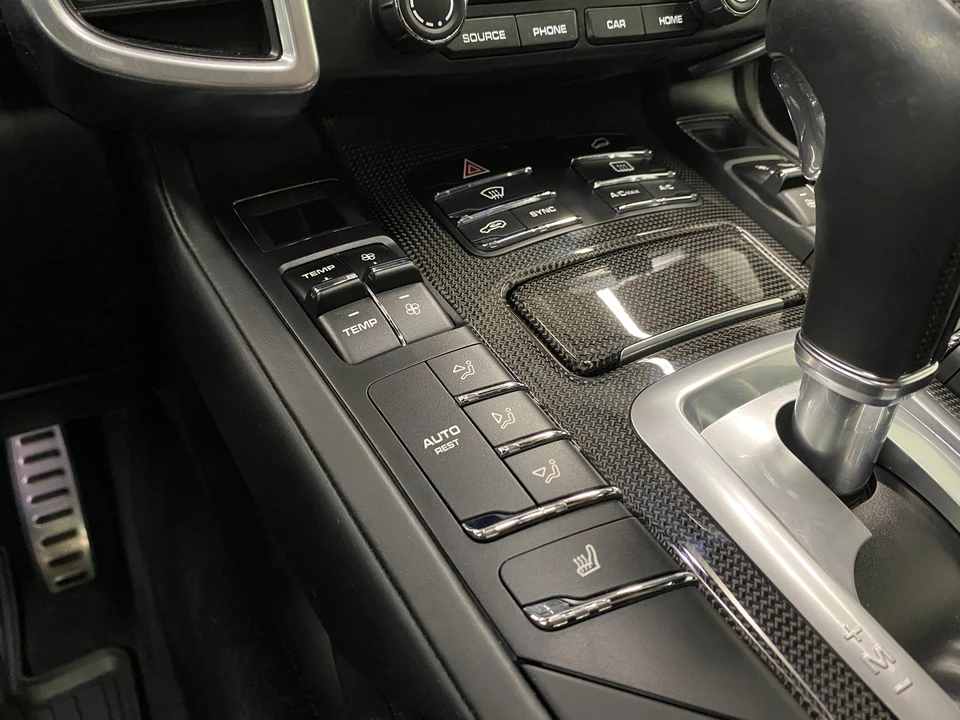 2017 Porsche 958 Cayenne GTS - Image 29 of 31