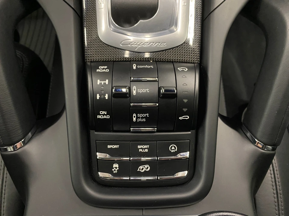 2017 Porsche 958 Cayenne GTS - Image 30 of 31