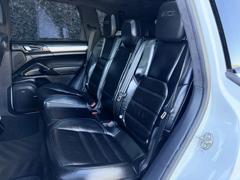 2017 Porsche 958 Cayenne GTS - Image 14 of 23