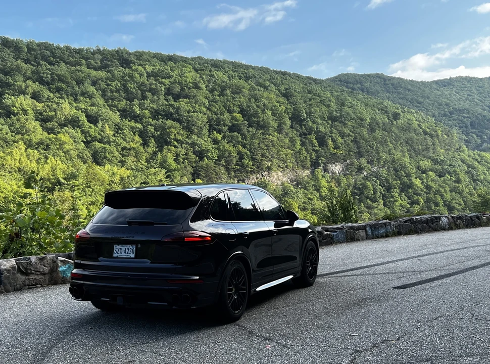 2017 Porsche 958 Cayenne GTS - Image 25 of 31