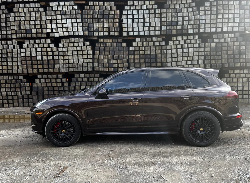 2017 Porsche 958 Cayenne GTS - Image 17 of 31