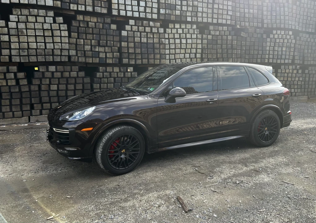 2017 Porsche 958 Cayenne GTS - Image 16 of 31