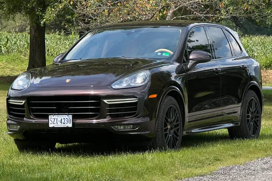 2017 Porsche Cayenne GTS