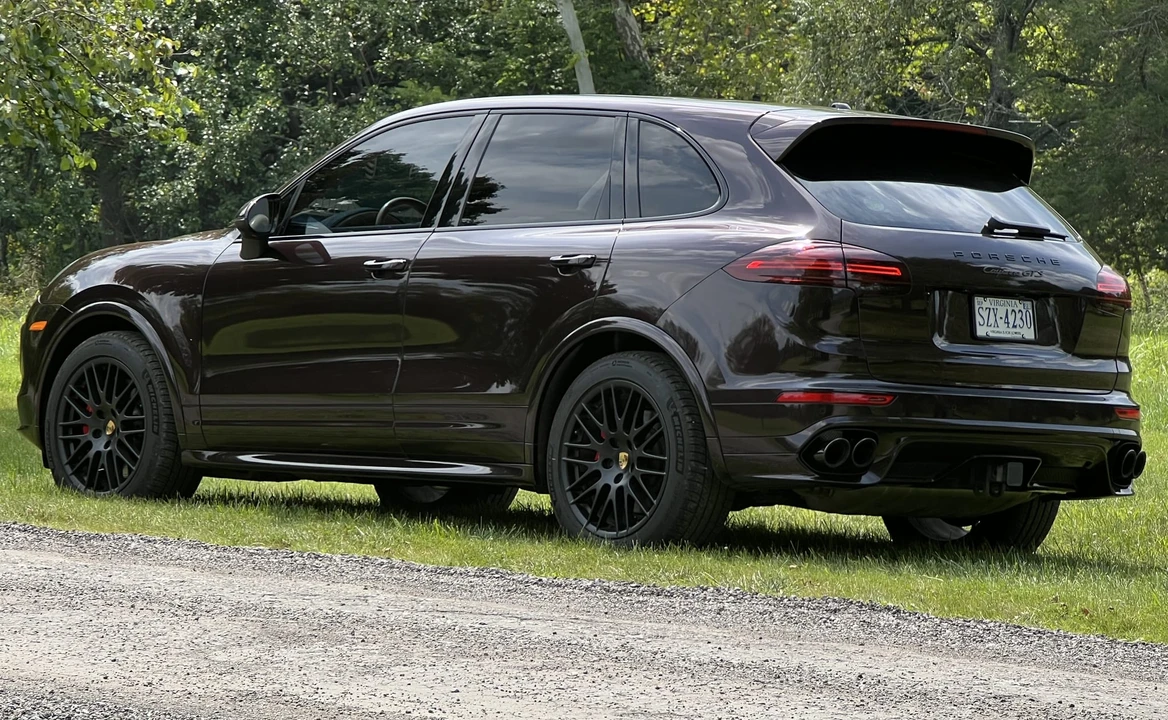 2017 Porsche 958 Cayenne GTS - Image 8 of 31