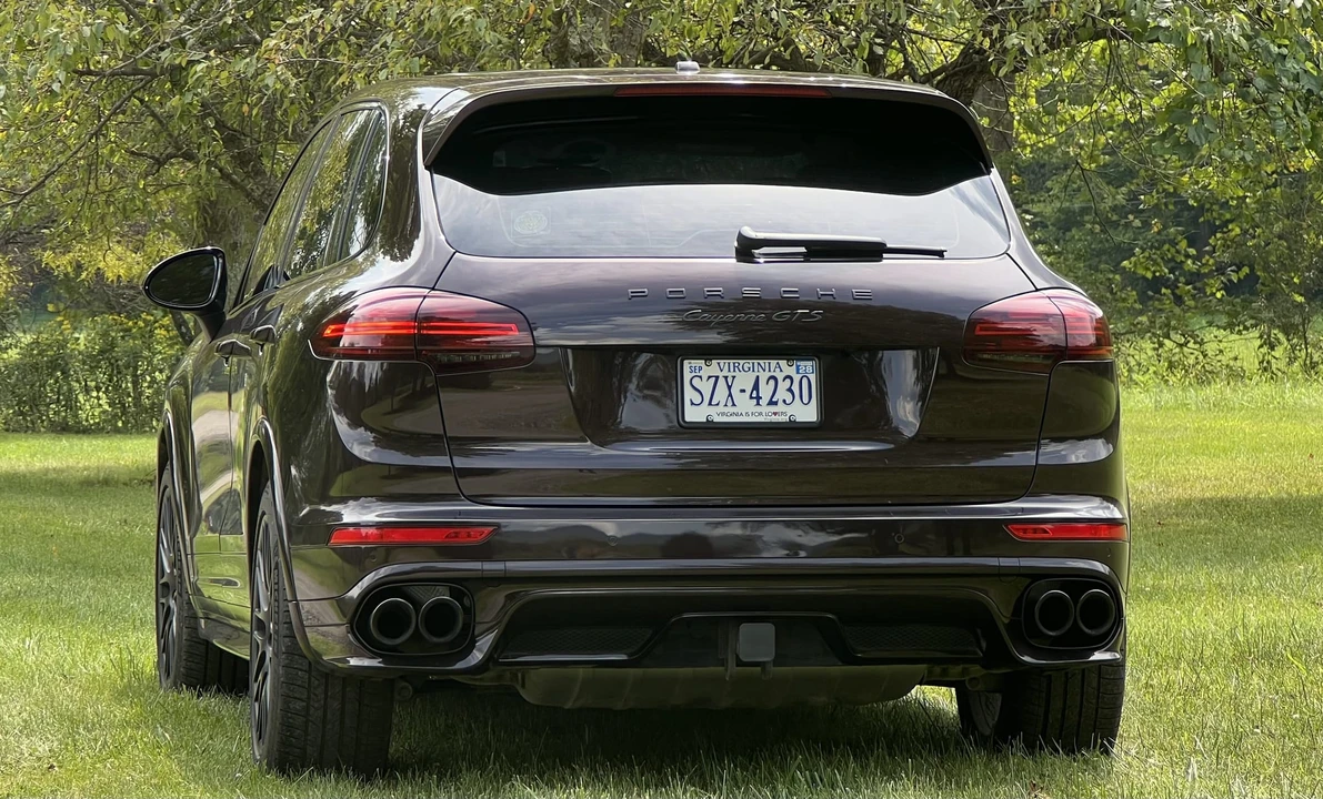2017 Porsche 958 Cayenne GTS - Image 9 of 31