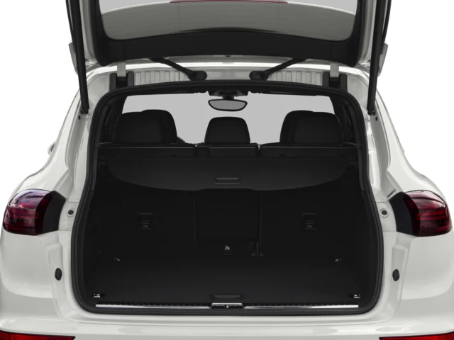 2017 Porsche 958 Cayenne GTS - Image 12 of 17