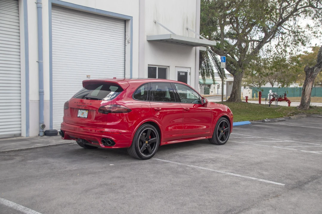 2017 Porsche 958 Cayenne GTS - Image 26 of 31