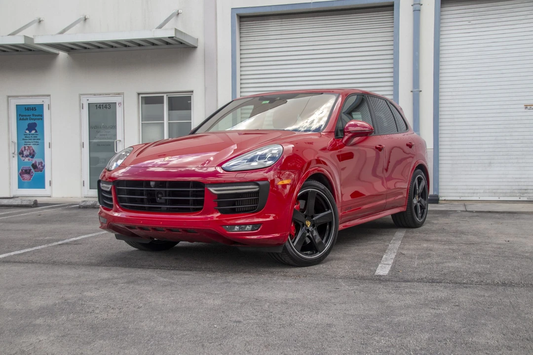 2017 Porsche 958 Cayenne GTS - Image 12 of 31