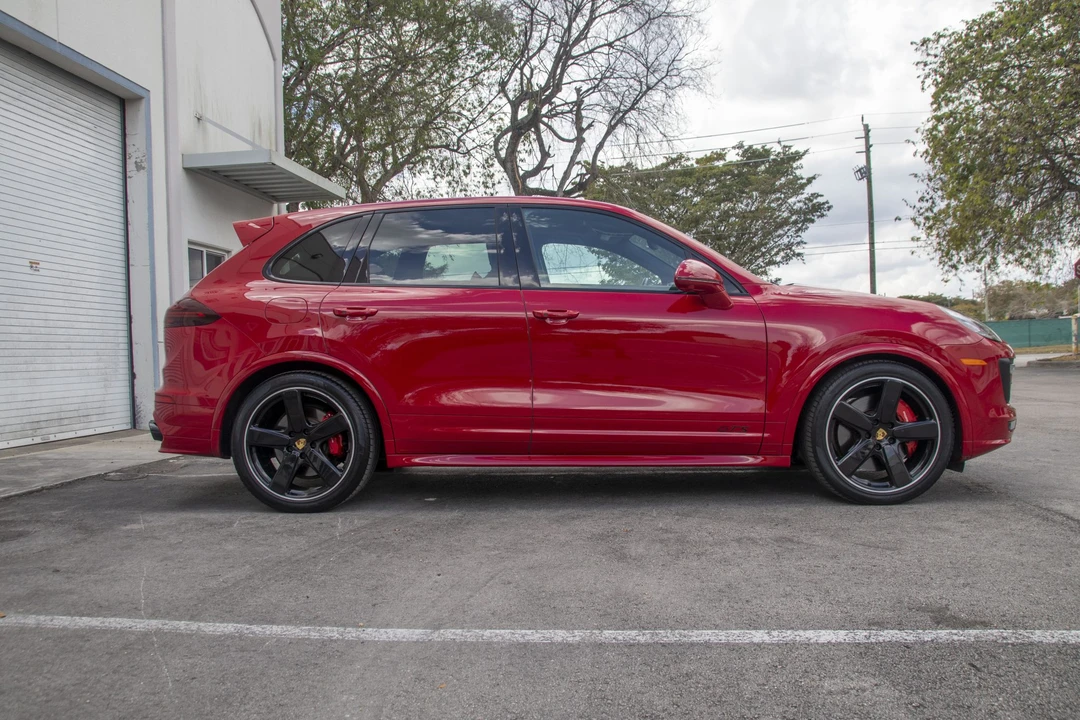 2017 Porsche 958 Cayenne GTS - Image 27 of 31