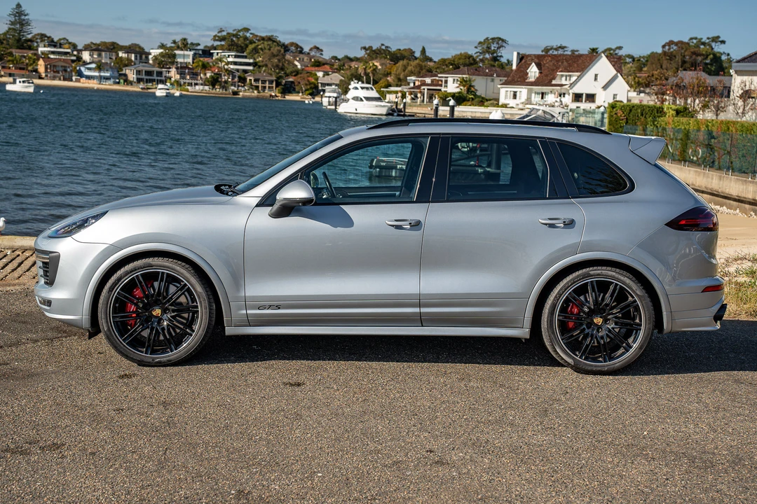 2017 Porsche 958 Cayenne GTS - Image 8 of 31