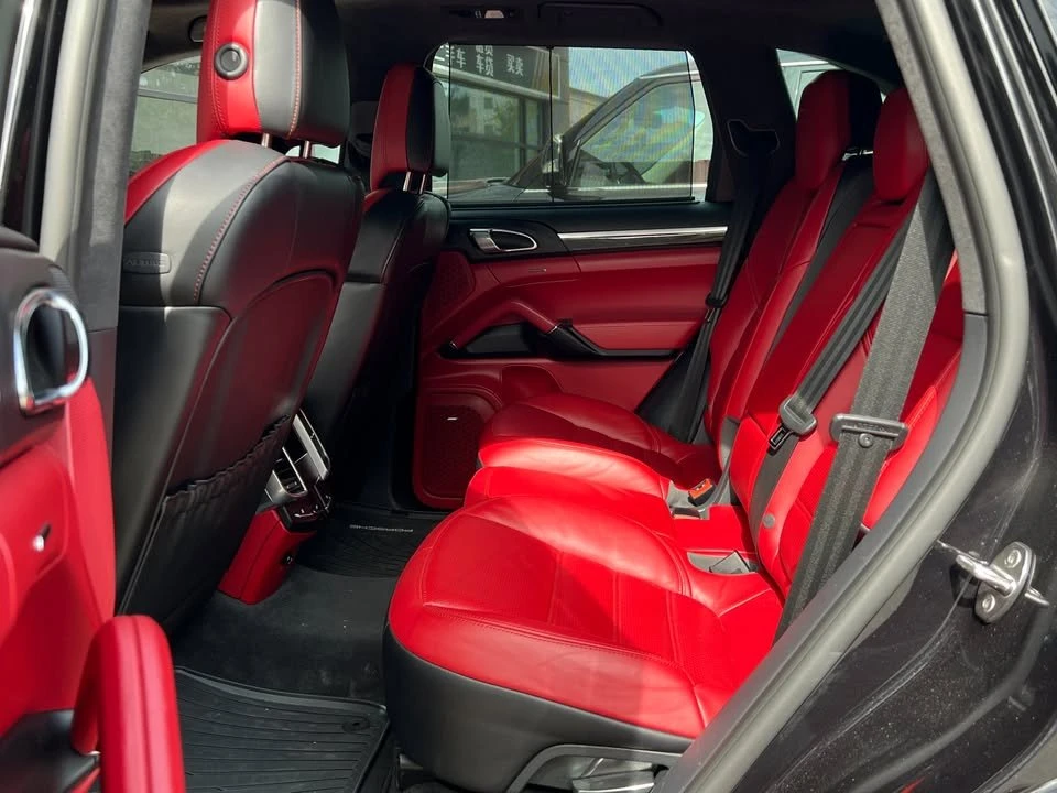 2017 Porsche 958 Cayenne GTS - Image 8 of 12