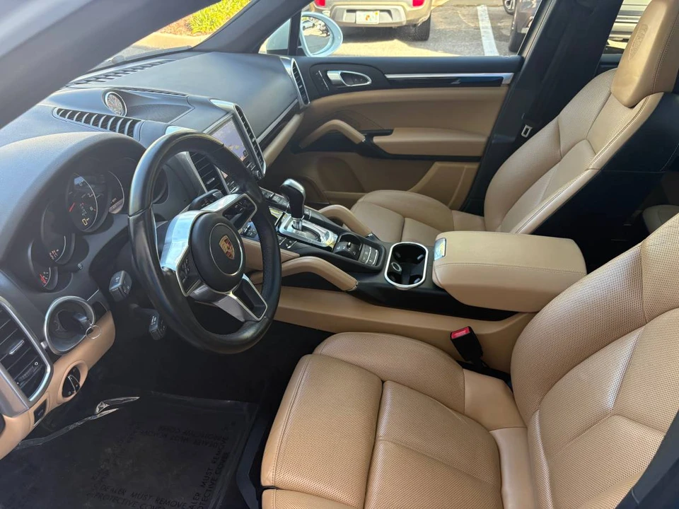 2017 Porsche 958 Cayenne - Image 19 of 24
