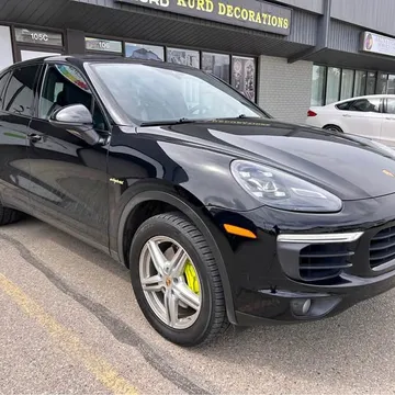 2017 Porsche Cayenne Cayenne SE Hybrid Platinum