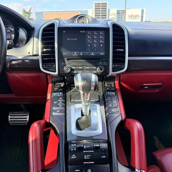 2017 Porsche 958 Cayenne - Image 10 of 15