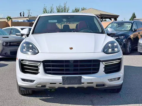 2017 Porsche Cayenne GTS