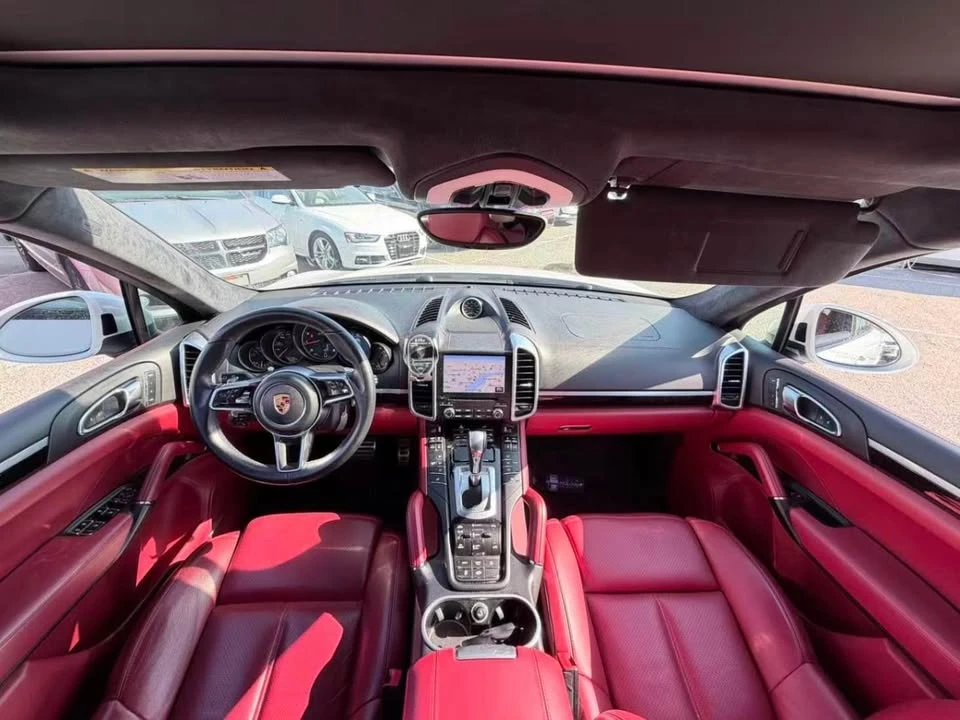 2017 Porsche 958 Cayenne - Image 18 of 18