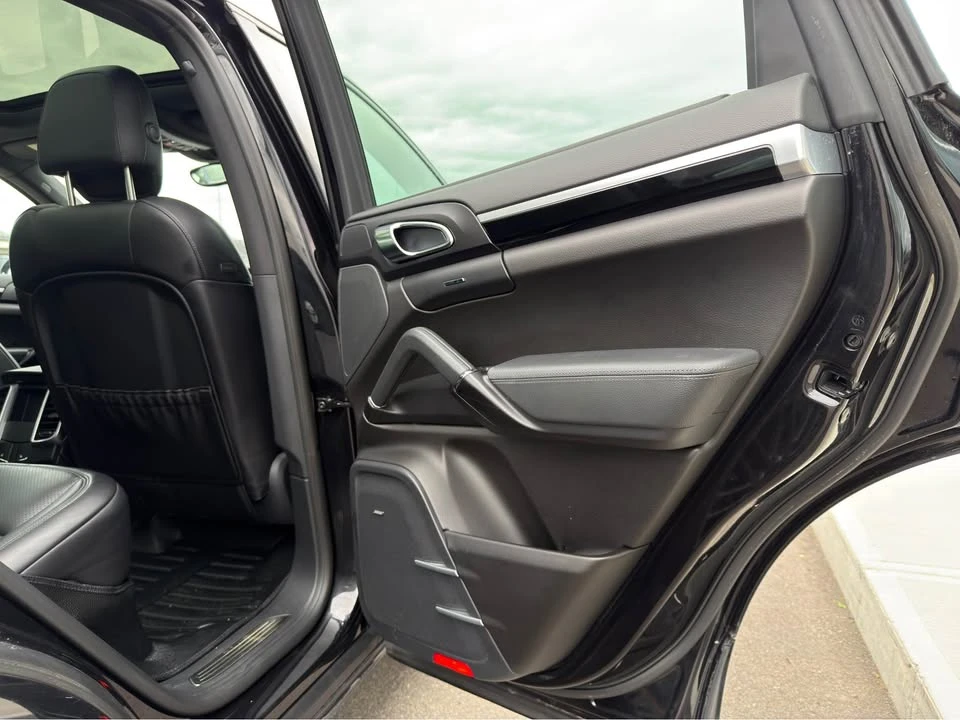 2017 Porsche 958 Cayenne - Image 11 of 11