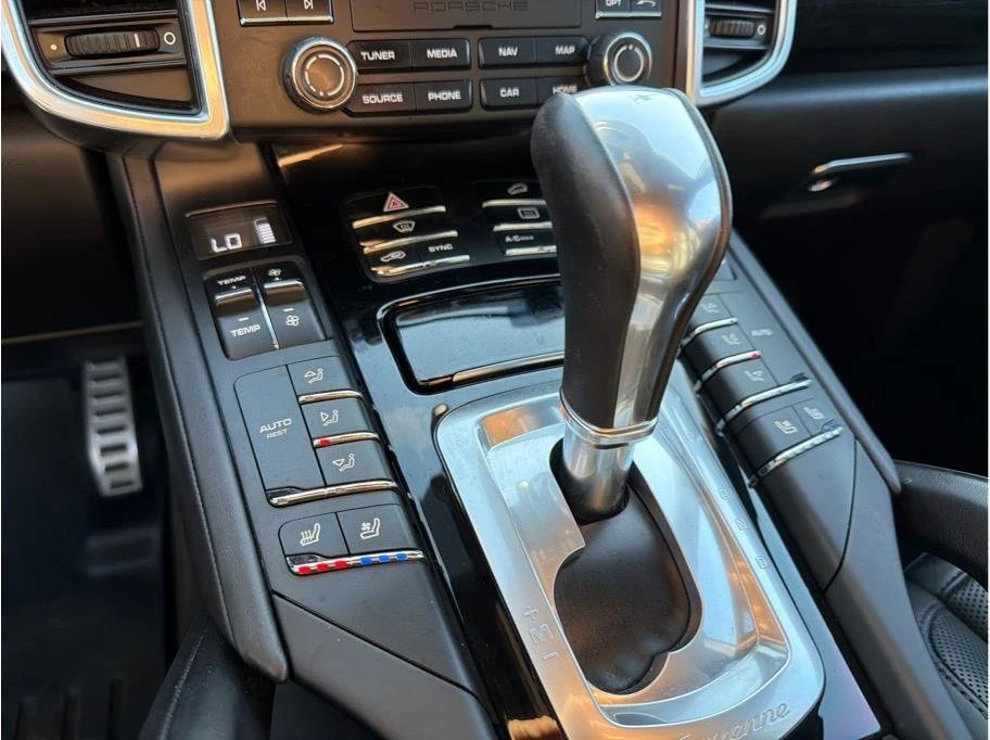 2017 Porsche 958 Cayenne - Image 20 of 20