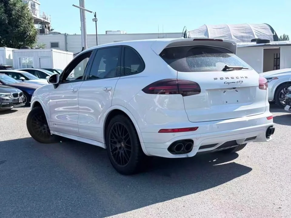 2017 Porsche 958 Cayenne - Image 3 of 18