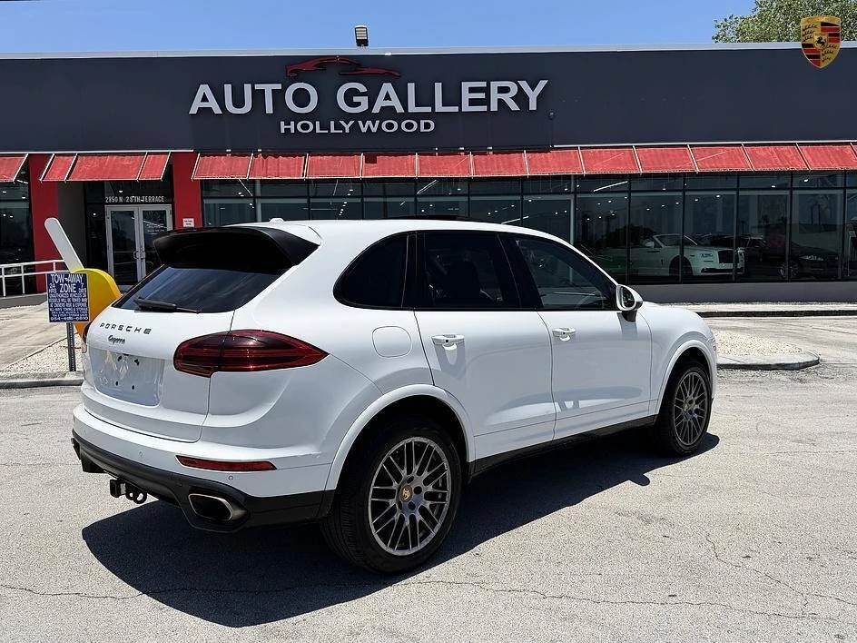2017 Porsche 958 Cayenne - Image 4 of 20