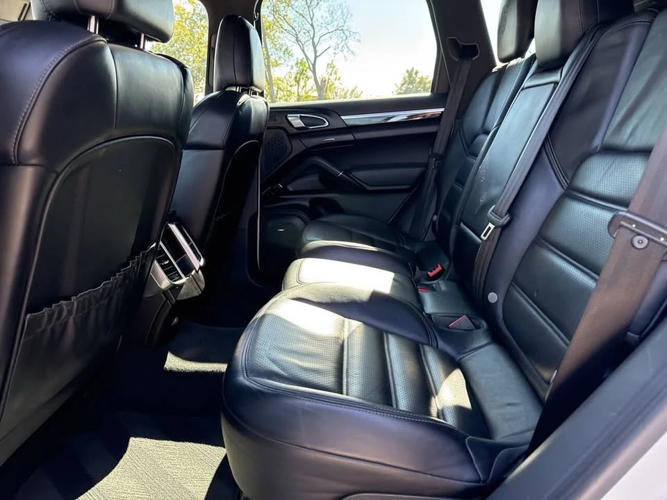2017 Porsche 958 Cayenne - Image 17 of 20