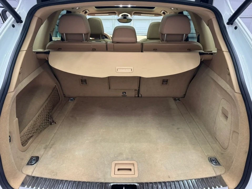 2017 Porsche 958 Cayenne - Image 13 of 20
