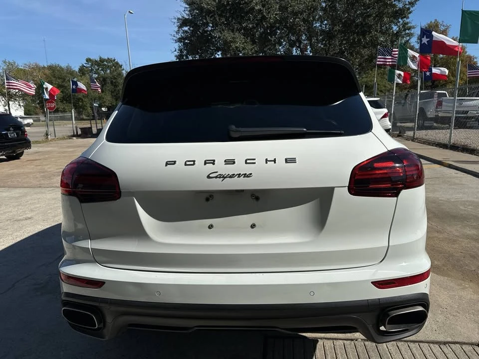 2017 Porsche 958 Cayenne - Image 5 of 20