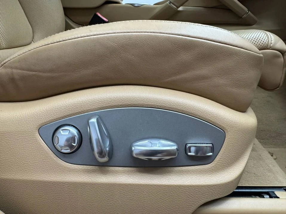 2017 Porsche 958 Cayenne - Image 14 of 20