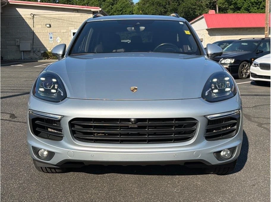 2017 Porsche 958 Cayenne - Image 2 of 20