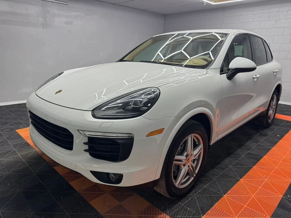 2017 Porsche 958 Cayenne - Image 4 of 20