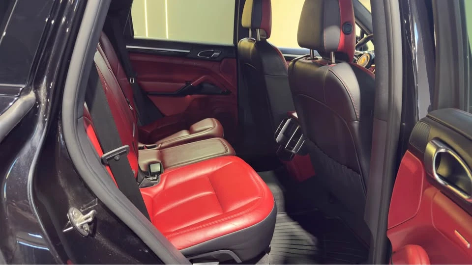 2017 Porsche 958 Cayenne - Image 8 of 8