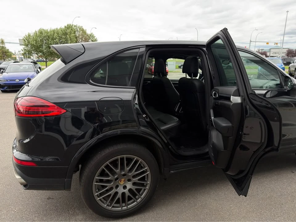2017 Porsche 958 Cayenne - Image 7 of 11
