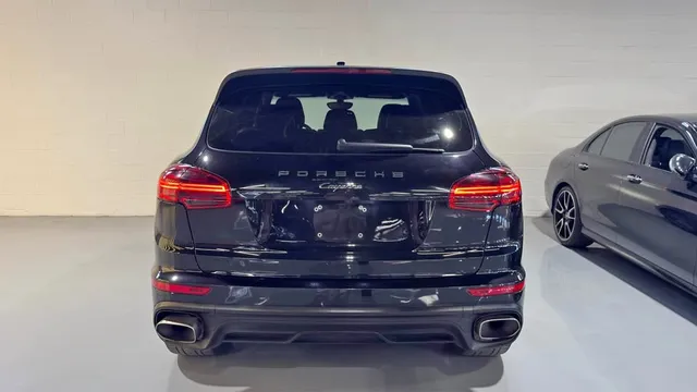 2017 Porsche Cayenne Cayenne